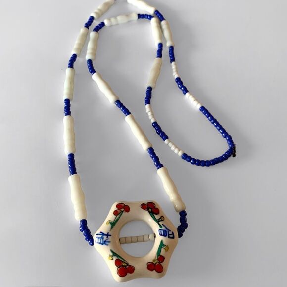 Vintage Chinese Painted Ceramic Necklace - Picture 2 of 4